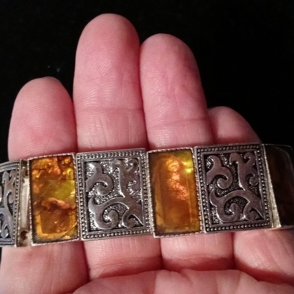 Amber and silver metal stretchy band - Picture 3 of 5